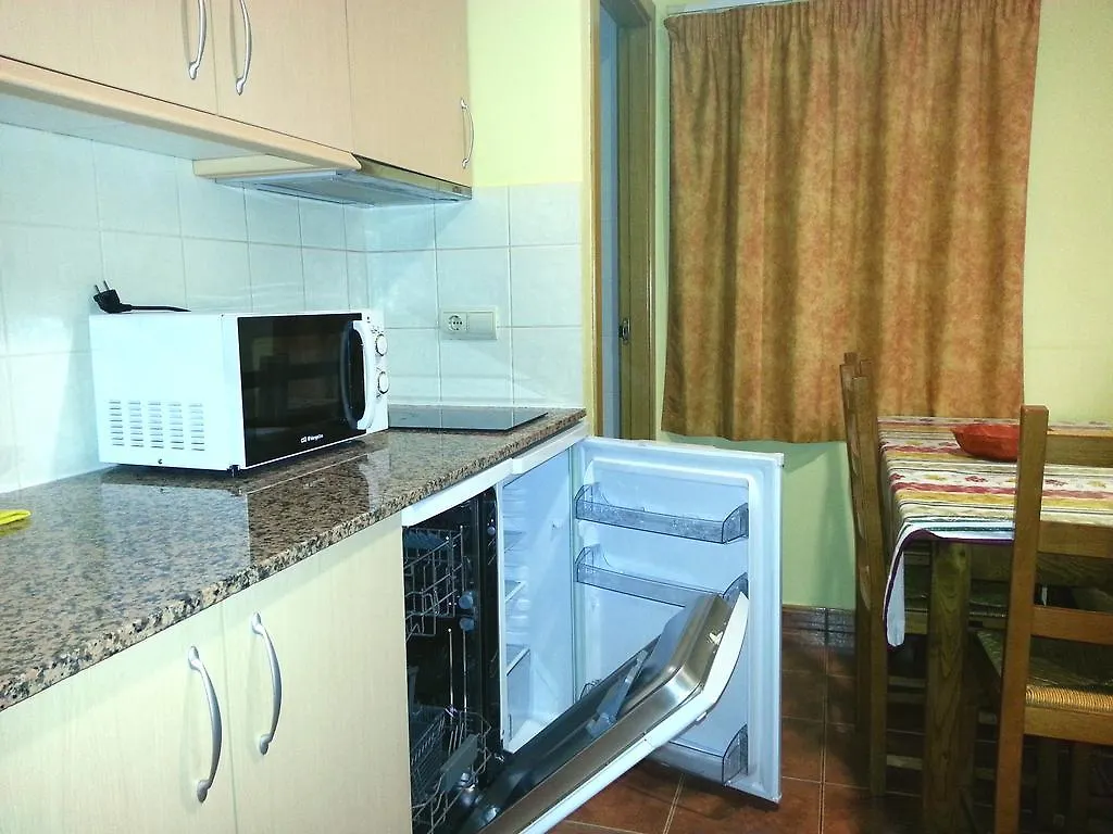 Apartaments Llempo Canillo 2*,  Andorra